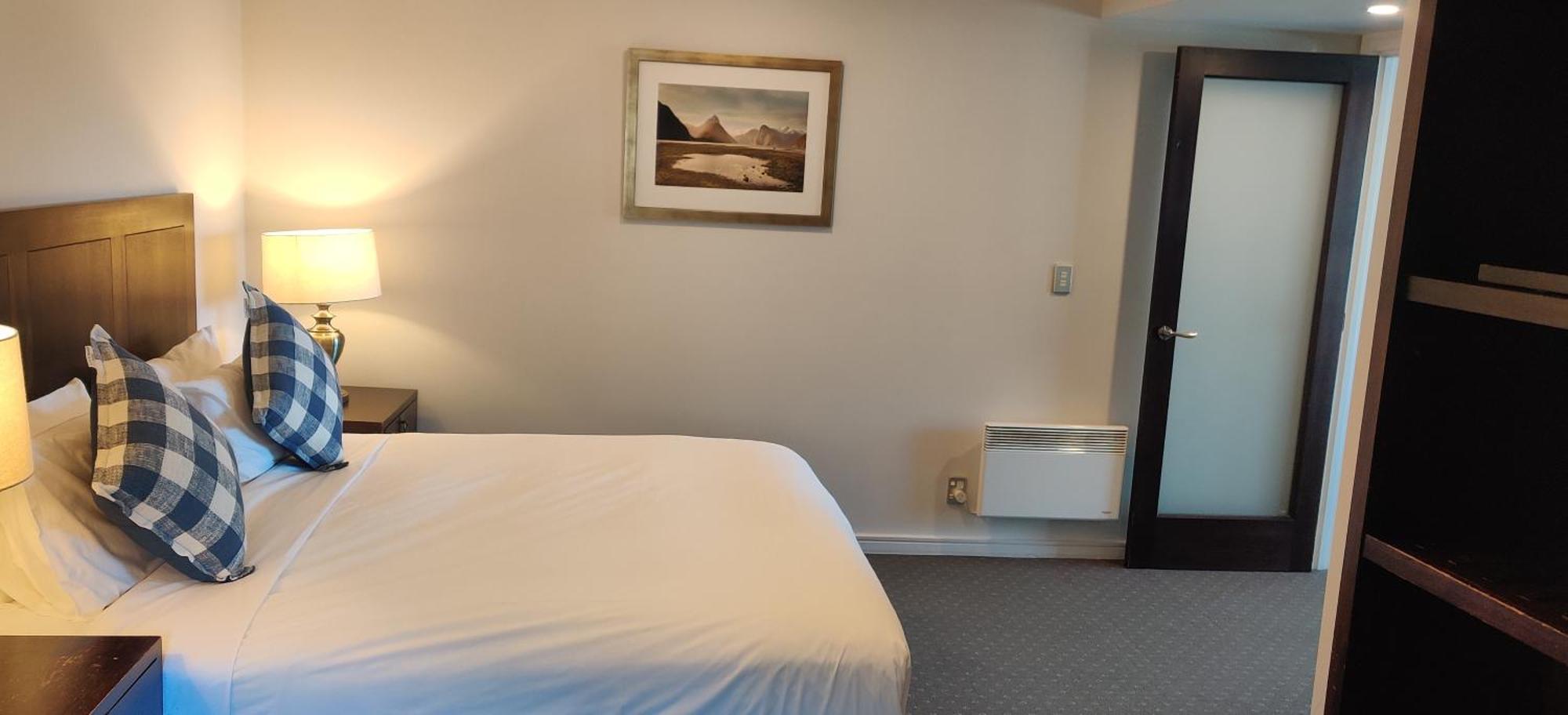 Nugget Point Hotel Queenstown Exteriör bild